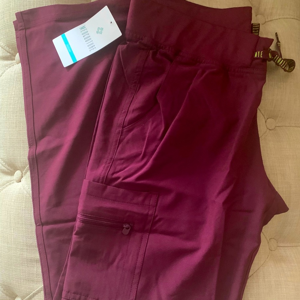 NWT 2X-3X Wine Womens Med Couture Yoga Cargo Pants